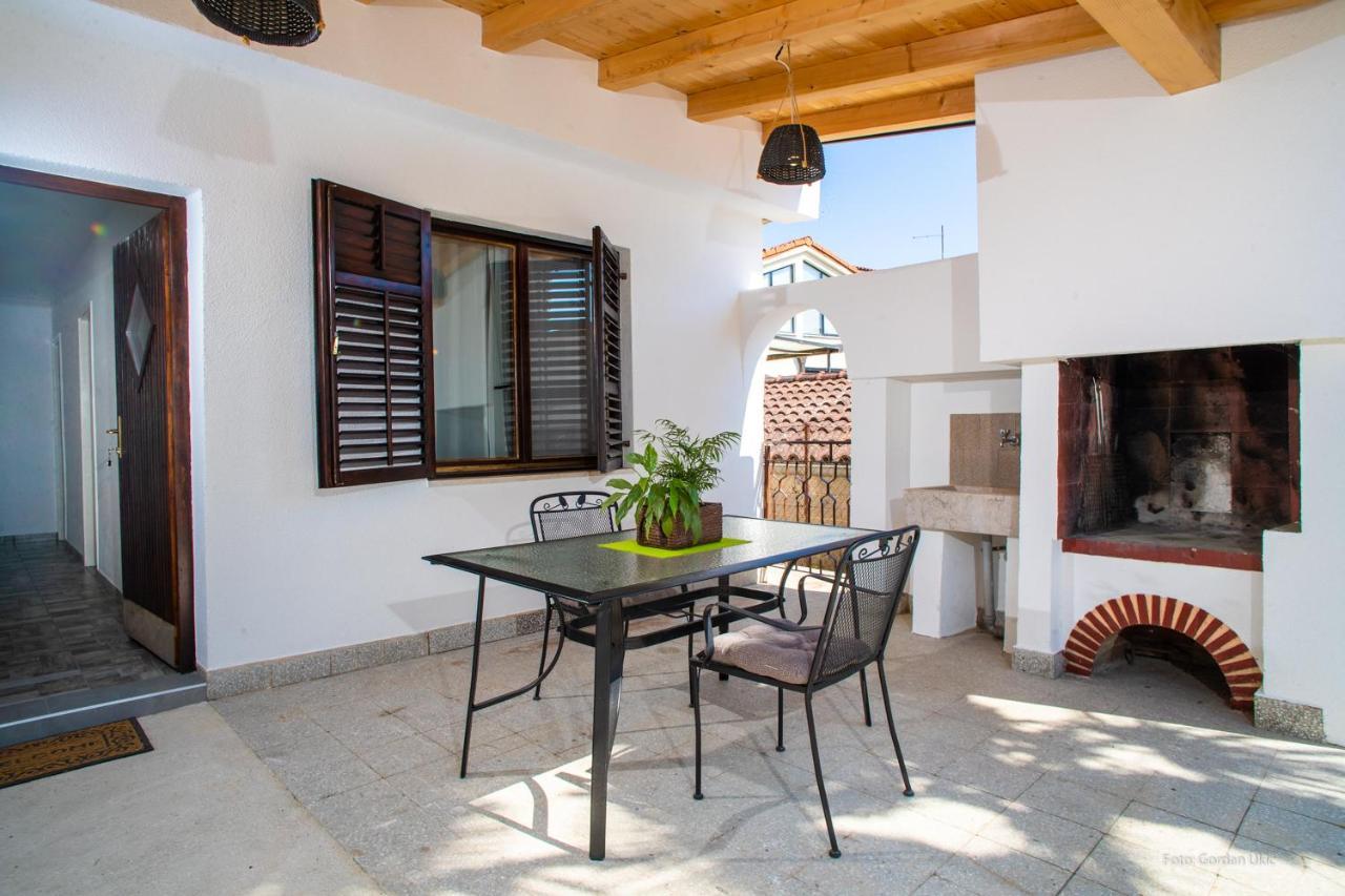 Apartman Luka Rovinj Exterior photo